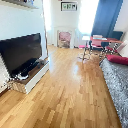 Harmony France & Suisse Apartment *