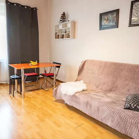 Harmony France & Suisse Apartment *