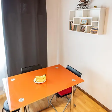 Harmony France & Suisse Apartment *