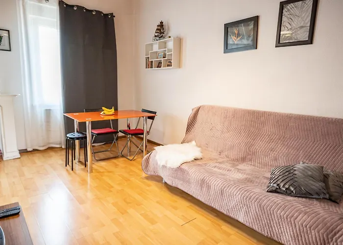 Harmony France & Suisse Apartment *